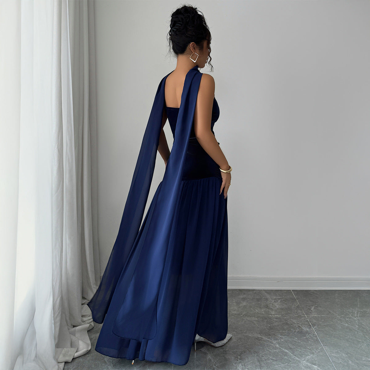 Elegant Navy Velvet Evening Gown