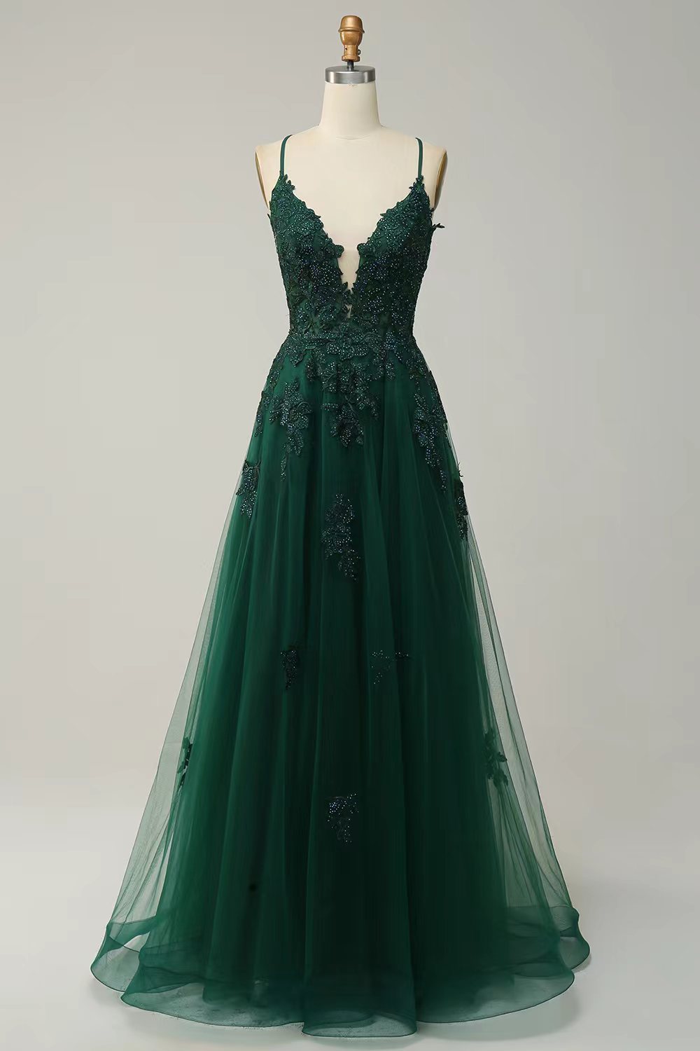 Effortless beauty, timeless charm